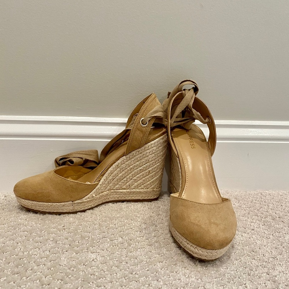 Express Lace Up Espadrille Sandals (Tan)